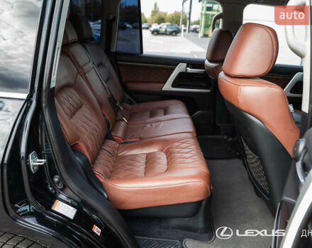 Черный Тойота Ленд Крузер, объемом двигателя 4.46 л и пробегом 222 тыс. км за 44700 $, фото 26 на Automoto.ua