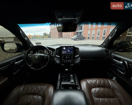 Черный Тойота Ленд Крузер, объемом двигателя 4.46 л и пробегом 132 тыс. км за 54999 $, фото 32 на Automoto.ua