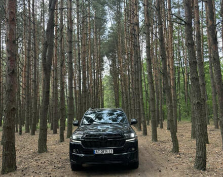 Чорний Тойота Ленд Крузер, об'ємом двигуна 4.46 л та пробігом 180 тис. км за 57000 $, фото 3 на Automoto.ua
