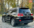 Чорний Тойота Ленд Крузер, об'ємом двигуна 4.46 л та пробігом 260 тис. км за 49999 $, фото 104 на Automoto.ua