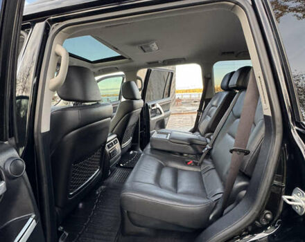 Чорний Тойота Ленд Крузер, об'ємом двигуна 4.46 л та пробігом 260 тис. км за 49999 $, фото 35 на Automoto.ua