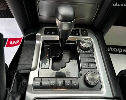 Чорний Тойота Ленд Крузер, об'ємом двигуна 4.5 л та пробігом 202 тис. км за 54990 $, фото 24 на Automoto.ua