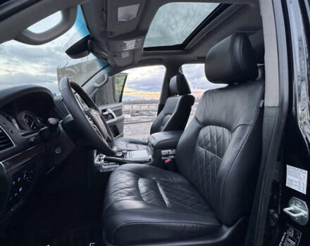 Чорний Тойота Ленд Крузер, об'ємом двигуна 4.46 л та пробігом 177 тис. км за 49999 $, фото 108 на Automoto.ua