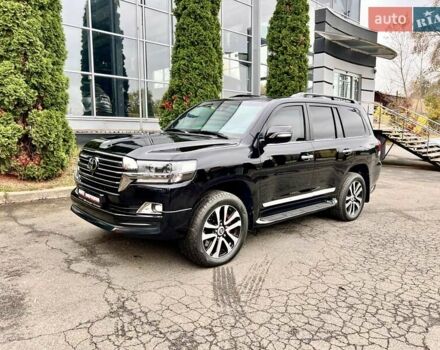 Чорний Тойота Ленд Крузер, об'ємом двигуна 4.46 л та пробігом 88 тис. км за 129999 $, фото 6 на Automoto.ua