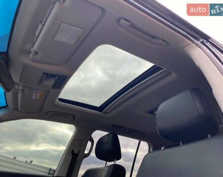 Черный Тойота Ленд Крузер, объемом двигателя 4.46 л и пробегом 232 тыс. км за 50500 $, фото 21 на Automoto.ua