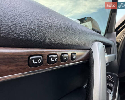Чорний Тойота Ленд Крузер, об'ємом двигуна 4.46 л та пробігом 260 тис. км за 49999 $, фото 39 на Automoto.ua