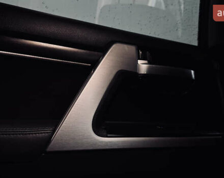 Черный Тойота Ленд Крузер, объемом двигателя 4.46 л и пробегом 179 тыс. км за 55000 $, фото 20 на Automoto.ua