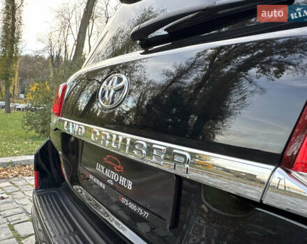 Чорний Тойота Ленд Крузер, об'ємом двигуна 4.46 л та пробігом 260 тис. км за 49999 $, фото 64 на Automoto.ua