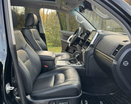 Чорний Тойота Ленд Крузер, об'ємом двигуна 4.46 л та пробігом 260 тис. км за 49999 $, фото 28 на Automoto.ua