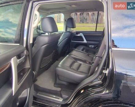 Чорний Тойота Ленд Крузер, об'ємом двигуна 4.46 л та пробігом 130 тис. км за 55000 $, фото 14 на Automoto.ua