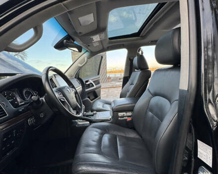 Чорний Тойота Ленд Крузер, об'ємом двигуна 4.46 л та пробігом 260 тис. км за 49999 $, фото 115 на Automoto.ua