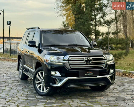 Чорний Тойота Ленд Крузер, об'ємом двигуна 4.46 л та пробігом 260 тис. км за 49999 $, фото 154 на Automoto.ua