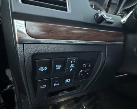 Чорний Тойота Ленд Крузер, об'ємом двигуна 4.46 л та пробігом 177 тис. км за 49999 $, фото 29 на Automoto.ua