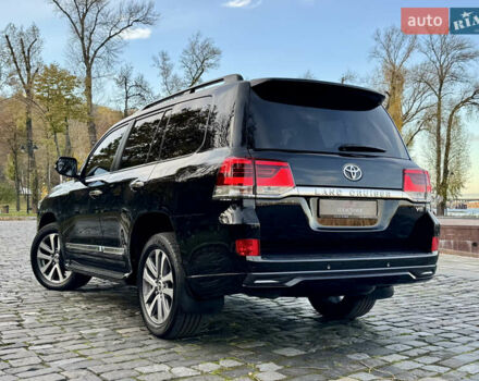 Чорний Тойота Ленд Крузер, об'ємом двигуна 4.46 л та пробігом 260 тис. км за 49999 $, фото 156 на Automoto.ua