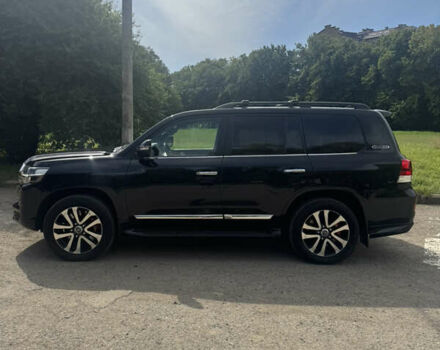 Черный Тойота Ленд Крузер, объемом двигателя 4.46 л и пробегом 156 тыс. км за 68000 $, фото 2 на Automoto.ua