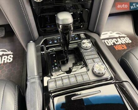 Чорний Тойота Ленд Крузер, об'ємом двигуна 4.46 л та пробігом 123 тис. км за 67400 $, фото 66 на Automoto.ua