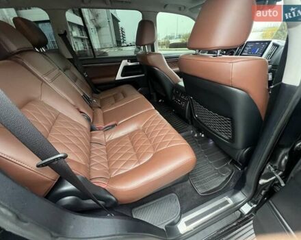 Черный Тойота Ленд Крузер, объемом двигателя 4.46 л и пробегом 98 тыс. км за 59000 $, фото 13 на Automoto.ua