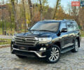 Чорний Тойота Ленд Крузер, об'ємом двигуна 4.46 л та пробігом 260 тис. км за 49999 $, фото 100 на Automoto.ua