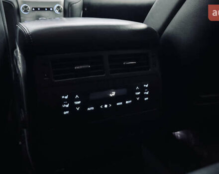 Черный Тойота Ленд Крузер, объемом двигателя 4.46 л и пробегом 179 тыс. км за 55000 $, фото 21 на Automoto.ua