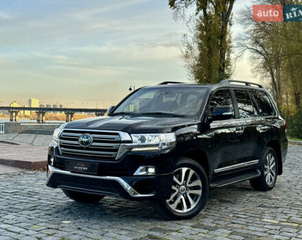 Чорний Тойота Ленд Крузер, об'ємом двигуна 4.46 л та пробігом 260 тис. км за 49999 $, фото 90 на Automoto.ua