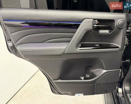 Чорний Тойота Ленд Крузер, об'ємом двигуна 4.46 л та пробігом 123 тис. км за 67400 $, фото 43 на Automoto.ua