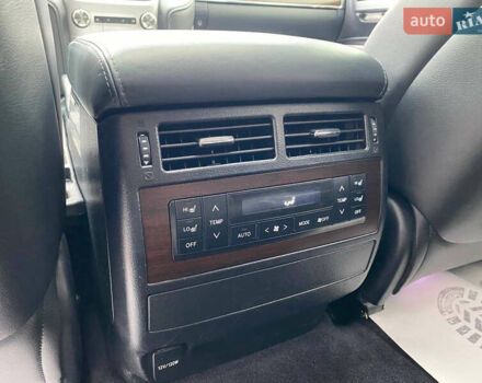 Черный Тойота Ленд Крузер, объемом двигателя 4.46 л и пробегом 232 тыс. км за 50500 $, фото 20 на Automoto.ua