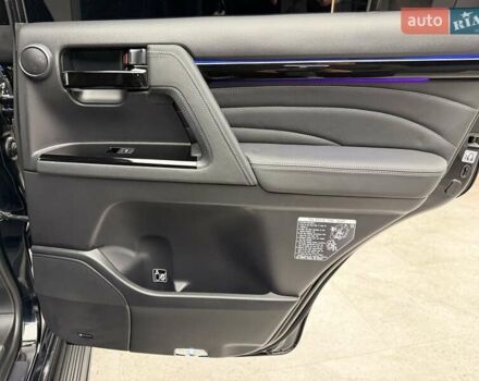 Чорний Тойота Ленд Крузер, об'ємом двигуна 4.46 л та пробігом 123 тис. км за 67400 $, фото 35 на Automoto.ua