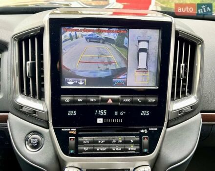 Чорний Тойота Ленд Крузер, об'ємом двигуна 4.46 л та пробігом 88 тис. км за 129999 $, фото 58 на Automoto.ua
