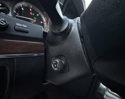 Чорний Тойота Ленд Крузер, об'ємом двигуна 4.46 л та пробігом 177 тис. км за 49999 $, фото 28 на Automoto.ua