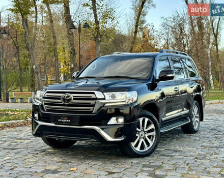 Чорний Тойота Ленд Крузер, об'ємом двигуна 4.46 л та пробігом 260 тис. км за 49999 $, фото 102 на Automoto.ua