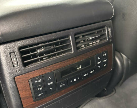 Черный Тойота Ленд Крузер, объемом двигателя 4.46 л и пробегом 158 тыс. км за 55900 $, фото 14 на Automoto.ua