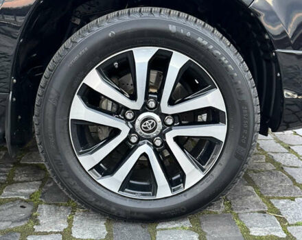 Чорний Тойота Ленд Крузер, об'ємом двигуна 4.46 л та пробігом 177 тис. км за 49999 $, фото 45 на Automoto.ua