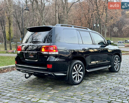 Чорний Тойота Ленд Крузер, об'ємом двигуна 4.46 л та пробігом 177 тис. км за 49999 $, фото 4 на Automoto.ua