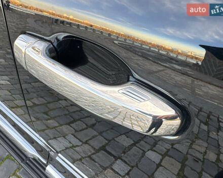 Чорний Тойота Ленд Крузер, об'ємом двигуна 4.46 л та пробігом 260 тис. км за 49999 $, фото 59 на Automoto.ua