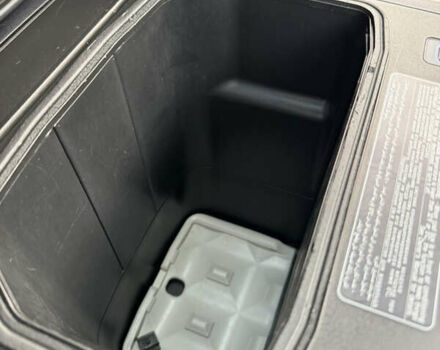 Чорний Тойота Ленд Крузер, об'ємом двигуна 4.46 л та пробігом 260 тис. км за 49999 $, фото 142 на Automoto.ua