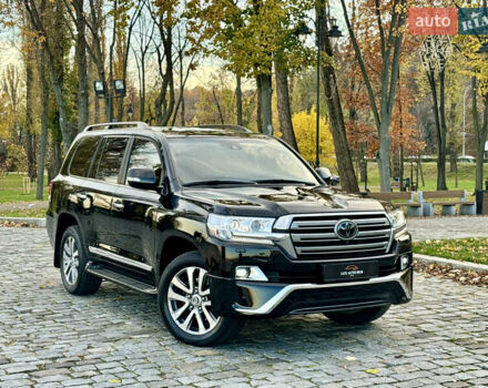 Чорний Тойота Ленд Крузер, об'ємом двигуна 4.46 л та пробігом 260 тис. км за 49999 $, фото 87 на Automoto.ua