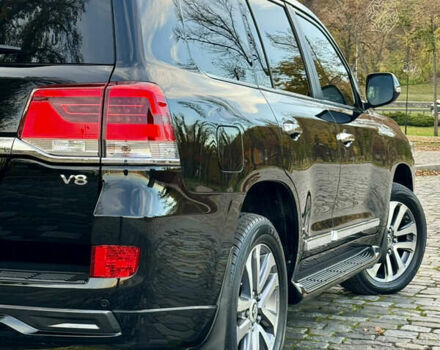 Чорний Тойота Ленд Крузер, об'ємом двигуна 4.46 л та пробігом 260 тис. км за 49999 $, фото 143 на Automoto.ua