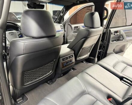 Чорний Тойота Ленд Крузер, об'ємом двигуна 4.46 л та пробігом 123 тис. км за 67400 $, фото 45 на Automoto.ua