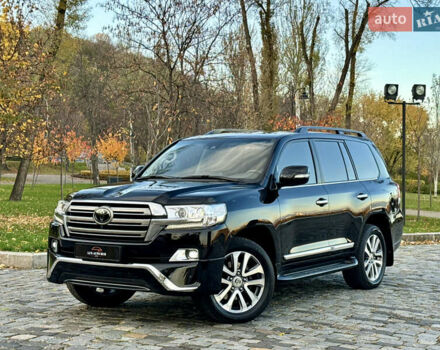 Чорний Тойота Ленд Крузер, об'ємом двигуна 4.46 л та пробігом 260 тис. км за 49999 $, фото 11 на Automoto.ua