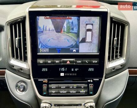 Чорний Тойота Ленд Крузер, об'ємом двигуна 4.46 л та пробігом 88 тис. км за 135000 $, фото 44 на Automoto.ua