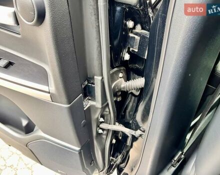 Чорний Тойота Ленд Крузер, об'ємом двигуна 4.46 л та пробігом 88 тис. км за 129999 $, фото 48 на Automoto.ua