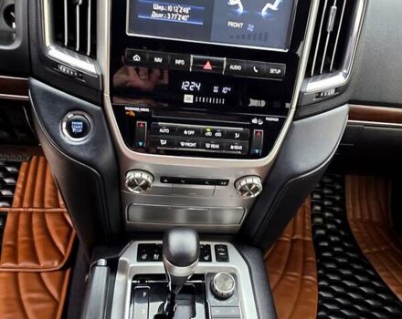 Черный Тойота Ленд Крузер, объемом двигателя 4.6 л и пробегом 138 тыс. км за 53500 $, фото 9 на Automoto.ua