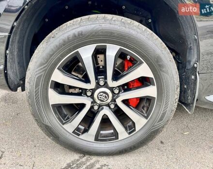 Чорний Тойота Ленд Крузер, об'ємом двигуна 4.46 л та пробігом 88 тис. км за 129999 $, фото 18 на Automoto.ua