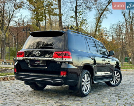Чорний Тойота Ленд Крузер, об'ємом двигуна 4.46 л та пробігом 260 тис. км за 49999 $, фото 92 на Automoto.ua