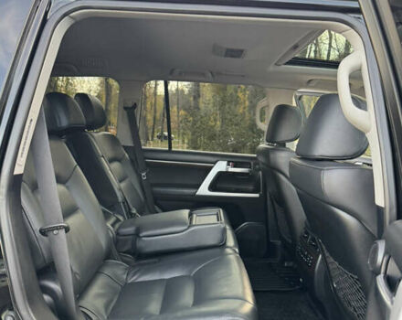 Чорний Тойота Ленд Крузер, об'ємом двигуна 4.46 л та пробігом 260 тис. км за 49999 $, фото 134 на Automoto.ua