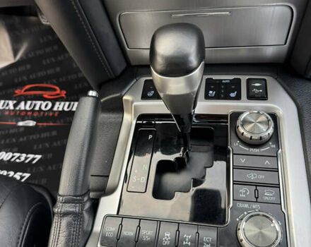 Чорний Тойота Ленд Крузер, об'ємом двигуна 4.46 л та пробігом 260 тис. км за 49999 $, фото 24 на Automoto.ua