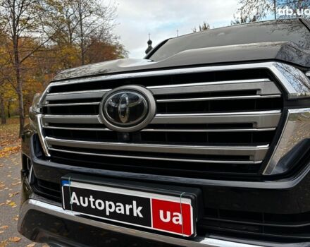 Чорний Тойота Ленд Крузер, об'ємом двигуна 4.5 л та пробігом 202 тис. км за 54990 $, фото 8 на Automoto.ua