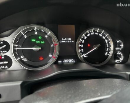 Чорний Тойота Ленд Крузер, об'ємом двигуна 4.5 л та пробігом 202 тис. км за 54990 $, фото 26 на Automoto.ua