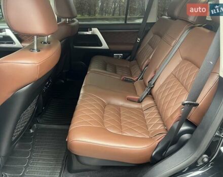 Черный Тойота Ленд Крузер, объемом двигателя 4.46 л и пробегом 98 тыс. км за 59000 $, фото 14 на Automoto.ua