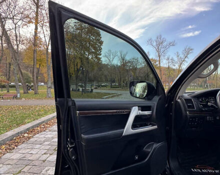 Чорний Тойота Ленд Крузер, об'ємом двигуна 4.46 л та пробігом 260 тис. км за 49999 $, фото 38 на Automoto.ua